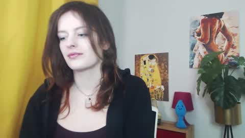 Nadine online show from February 26, 6:19 am