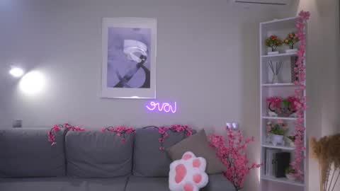 Eva online show from December 1, 1:53 am