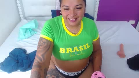 fat_naughtyass online show from January 15, 3:29 pm