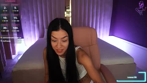 Nellie online show from September 26, 8:50 pm