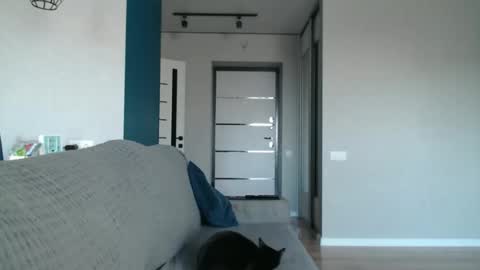 favoriteyour online show from November 15, 5:08 am