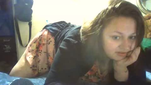feastonme00 online show from June 27, 2:23 pm