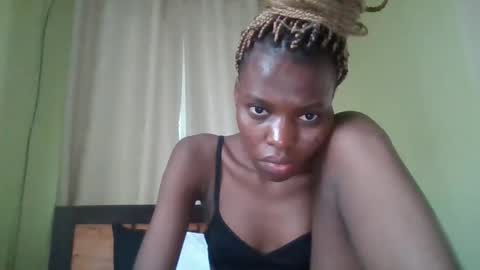 Snapshot of feetlovely507541 chatting on February 23, 3:34 pm feetlovely507541 online show from February 23, 3:34 pm