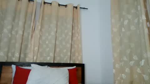 feetlovely507541 online show from July 9, 7:27 pm