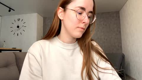 Mary online show from March 21, 7:24 am