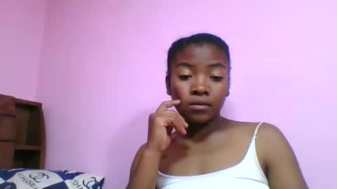 felice364342 online show from May 2, 8:28 am