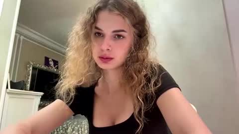 Zoe online show from July 28, 7:39 pm