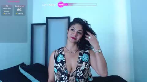 Angela online show from November 6, 3:07 pm