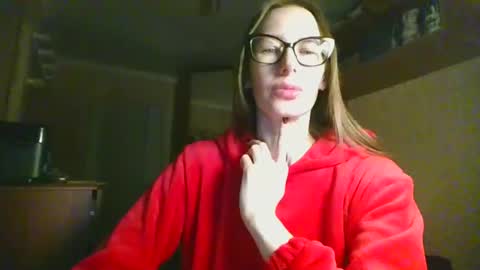 feraliss online show from December 5, 1:01 pm