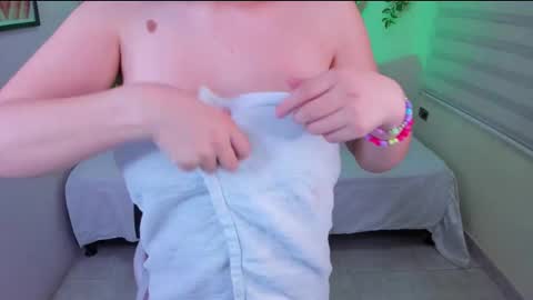 Fernanda Diaz online show from February 20, 10:10 pm