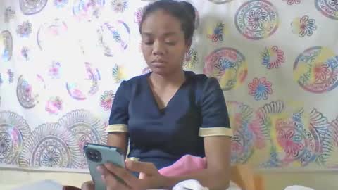 fetranialdy online show from May 11, 7:21 am