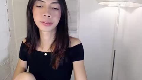 feyaaa online show from February 3, 10:00 pm