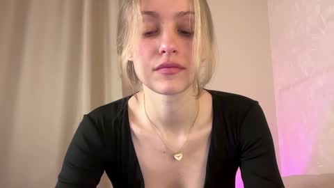 Lisa online show from January 15, 10:49 am