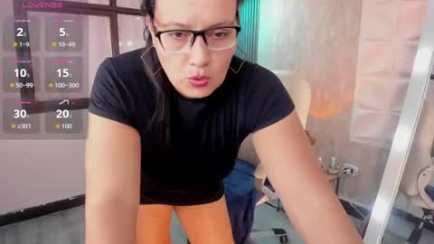 fieywoman online show from July 9, 8:33 pm