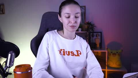 Snapshot of filipinaadams chatting on December 26, 8:28 am cap  online show from December 26, 8:28 am