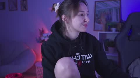 Snapshot of filipinaadams chatting on December 7, 8:22 am cap  online show from December 7, 8:22 am