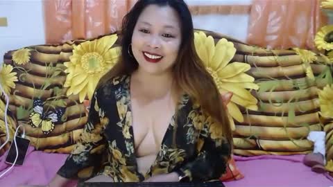 Yhen online show from January 5, 7:17 pm