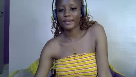 slimmie online show from November 12, 9:35 pm