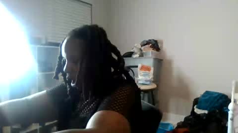 fineshiilani online show from June 24, 2:43 am
