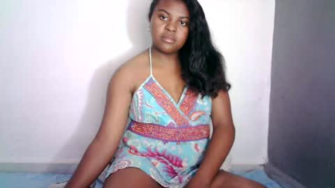 fiona_00 online show from July 20, 3:14 pm
