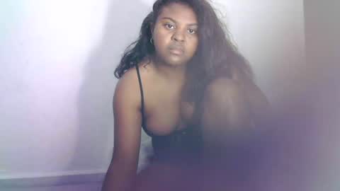 fiona_00 online show from July 1, 5:12 pm