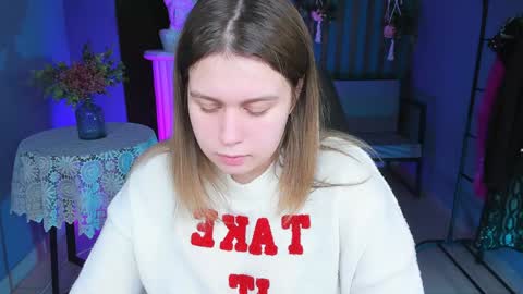 fiora online show from February 8, 8:42 am