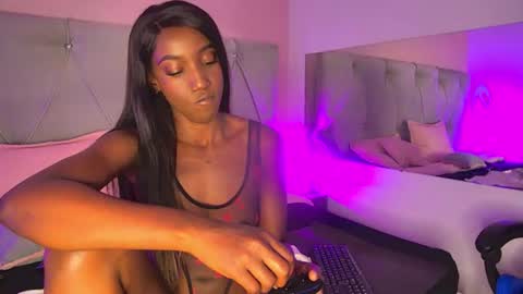 Fiorela Lenin  online show from July 28, 6:42 pm