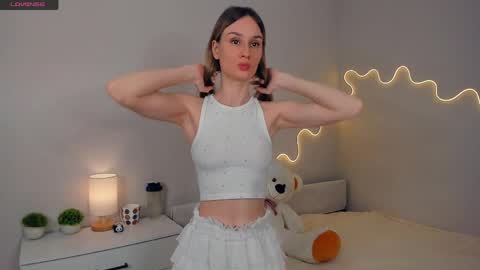 Kira online show from June 1, 2:57 am