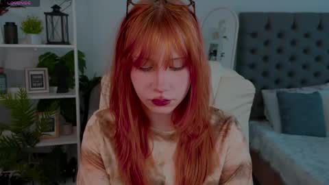 fleur_fox online show from May 31, 9:37 am