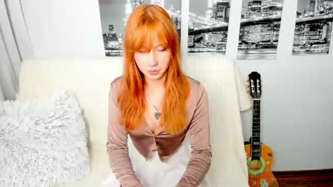 fleur_fox online show from July 29, 8:47 am