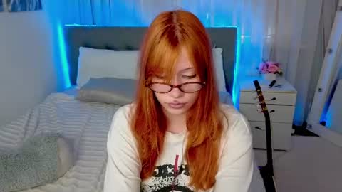 fleur_fox online show from July 26, 9:39 am