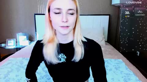 FlexiMona online show from September 27, 9:16 am