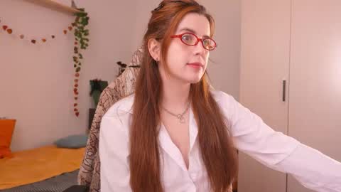 Eliza online show from June 2, 7:42 am