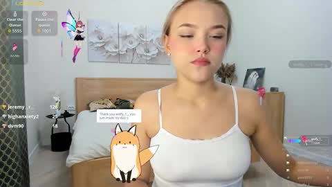 Snapshot of flooora_0 chatting on September 10, 12:54 am Mona online show from September 10, 12:54 am