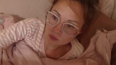 say meow and send tip  online show from June 5, 9:21 pm