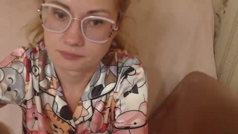 say meow and send tip  online show from July 21, 8:09 pm