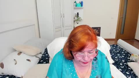 Flowerlower online show from May 17, 5:01 pm