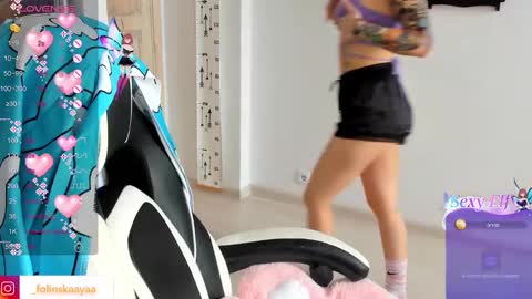 folinskaayaa online show from February 12, 5:37 am