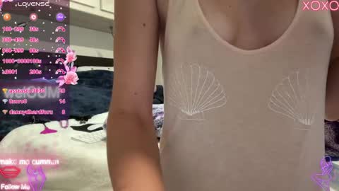 Elaine online show from November 9, 7:32 pm