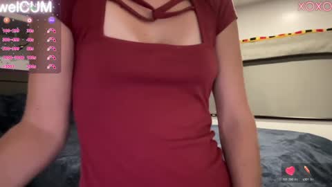 Snapshot of foreverkinkyy chatting on December 22, 1:44 am Elaine online show from December 22, 1:44 am