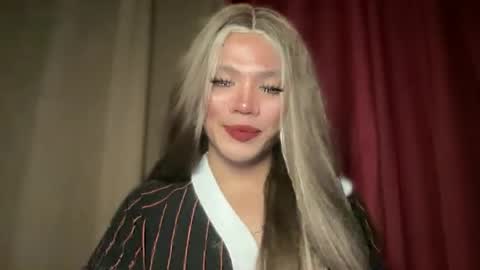 KITTY online show from February 25, 7:07 am