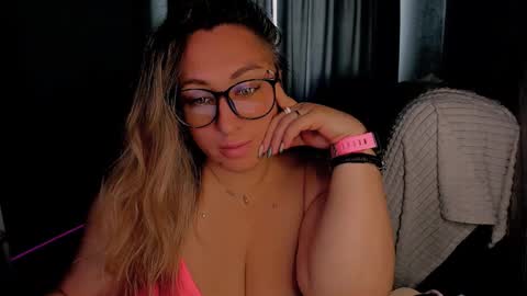 Snapshot of foxxxy__lady chatting on September 18, 3:38 am Kris online show from September 18, 3:38 am