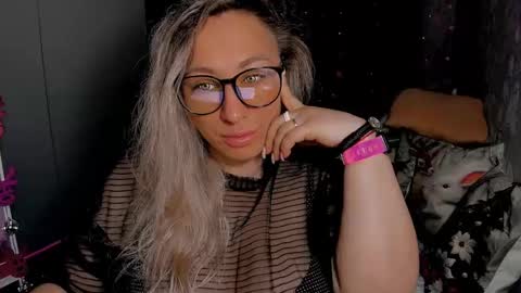 Kris online show from December 23, 2:59 am