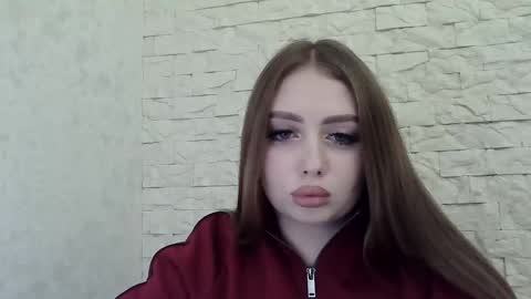 Alice online show from December 4, 7:47 pm