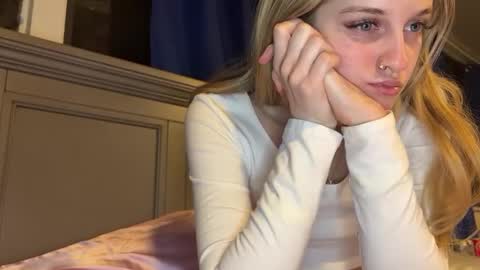 roxie online show from March 11, 6:41 am