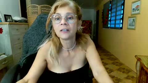 francelune online show from May 12, 1:07 pm