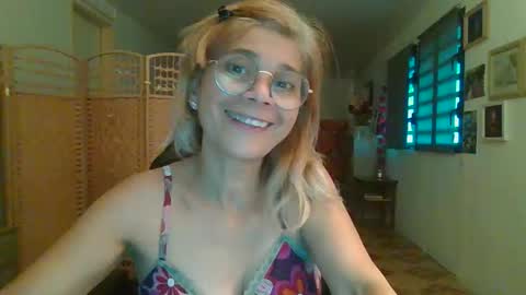 francelune online show from January 7, 2:42 pm