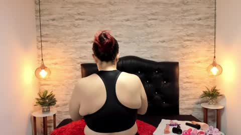          online show from March 31, 2:33 am