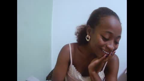 francine925426 online show from May 29, 8:40 pm