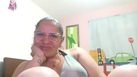 francy froz online show from December 6, 3:19 am